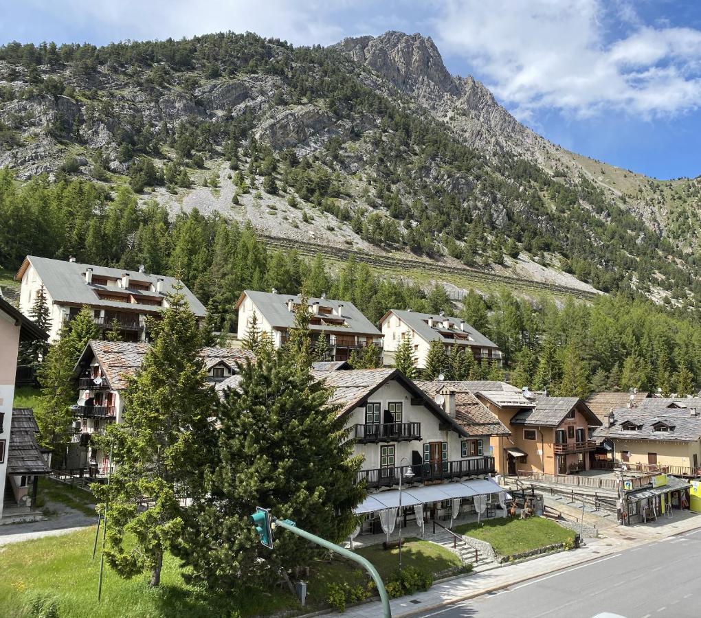 Chalet Della Luna Claviere Zewnętrze zdjęcie